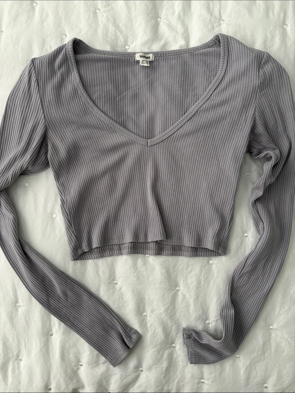Garage Ribbed V-Neck Long Sleeve Crop Top — Dusty Lavender Gray